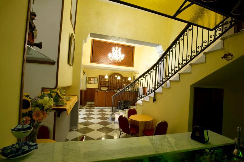 Hotel Columbia Палермо Экстерьер фото